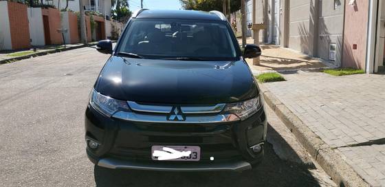 MITSUBISHI OUTLANDER 2.2 4X4 16V DIESEL 4P AUTOMÁTICO
